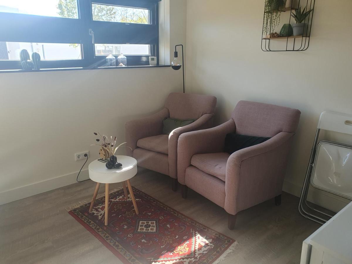 Een Klein Appartementje Zonder Keuken In Het Centrum Sleep At Hamtingh'S Hilvarenbeek Luaran gambar